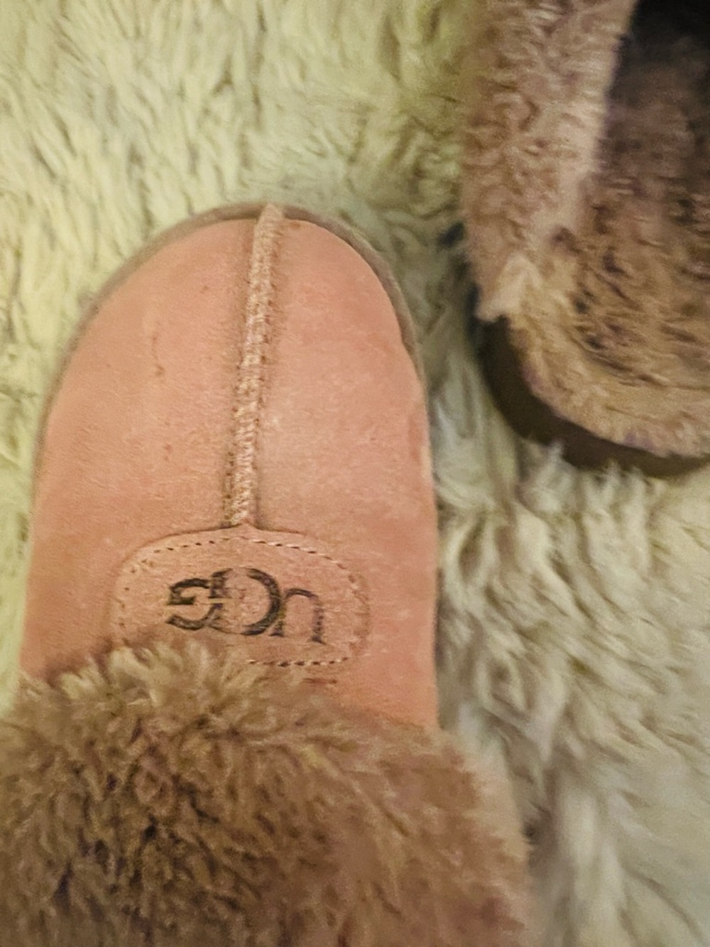 UGG Women’s Shearling-Lined Slippers in Dusty Pink - Picture 2 of 15